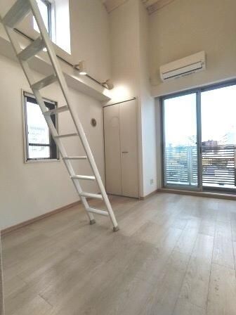 �y���̑������E�X�y�[�X�z�@