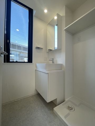 �y���ʏ��z�@