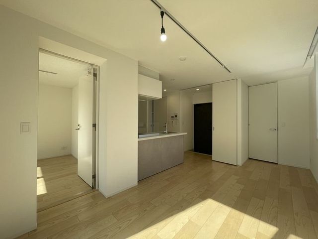 �y���̑������E�X�y�[�X�z�@