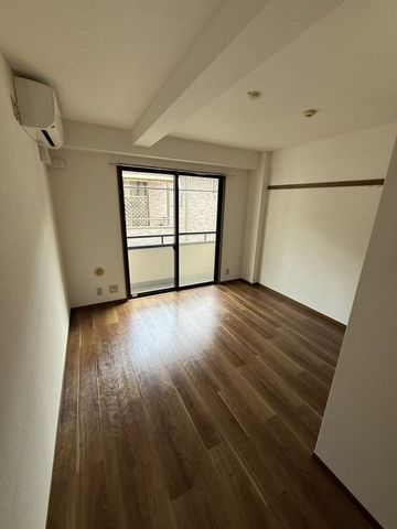 �y���ԁE���r���O�z�@