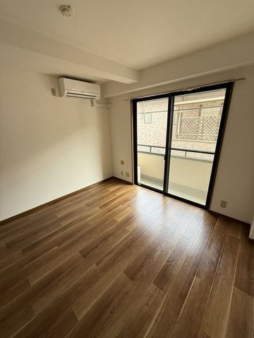 �y���̑������E�X�y�[�X�z�@