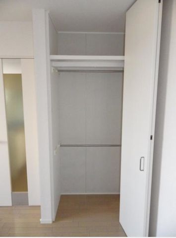 �y���[�z�@�N���[�[�b�g