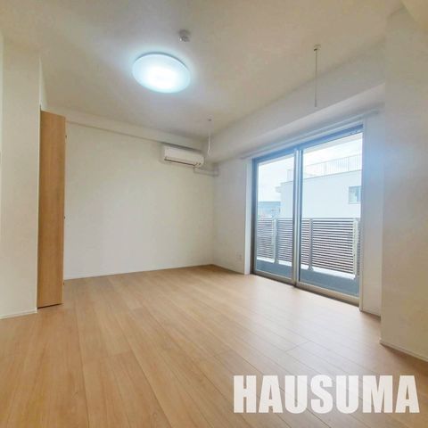 �y���ԁE���r���O�z�@