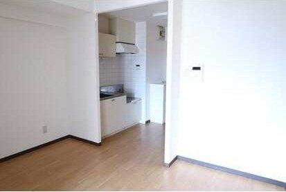 �y���̑������E�X�y�[�X�z�@