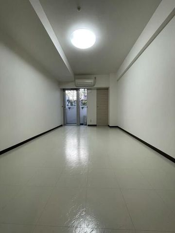 �y���ԁE���r���O�z�@