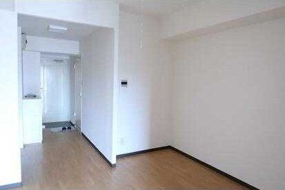 �y���ԁE���r���O�z�@