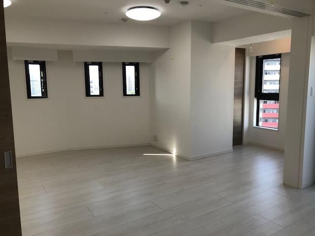 �y���̑������E�X�y�[�X�z�@