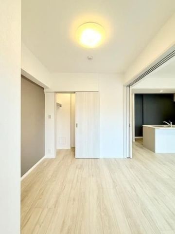 �y���̑������E�X�y�[�X�z�@