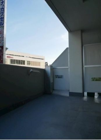 �y���̑��ݔ��z�@�o���R�j�[