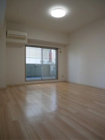 �y���ԁE���r���O�z�@����