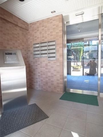 �y�G���g�����X�z�@�I�[�g���b�N