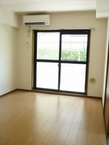 �y���ԁE���r���O�z�@����