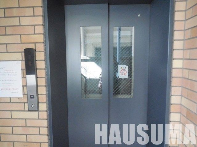 �y���̑��z�@�G���x�[�^�[