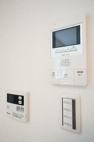 �y���̑��ݔ��z�@