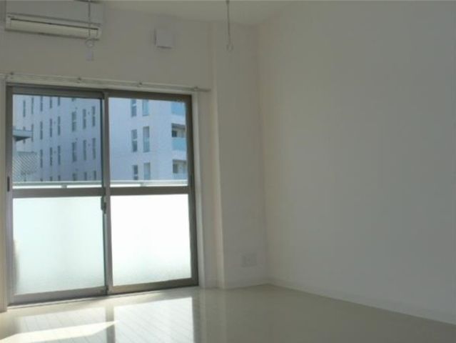 �y���ԁE���r���O�z�@����