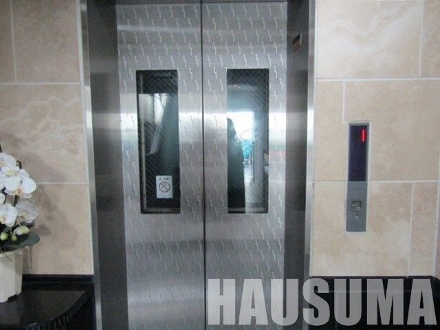 �y���̑��z�@�G���x�[�^�[
