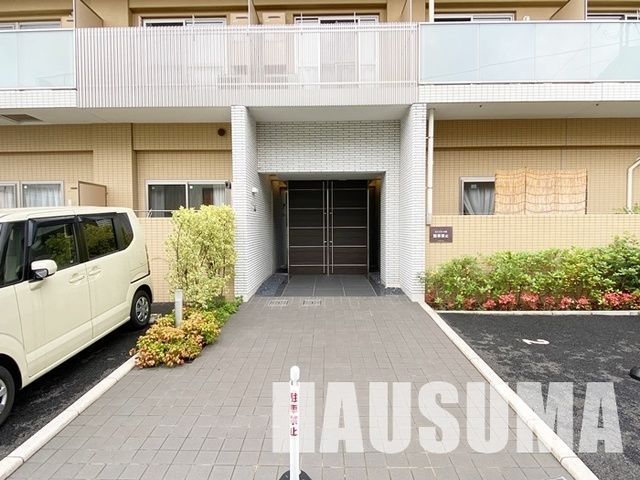 �y�G���g�����X�z�@