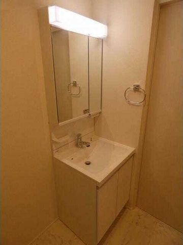 �y���ʏ��z�@