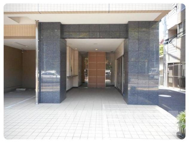 �y�G���g�����X�z�@�G���g�����X