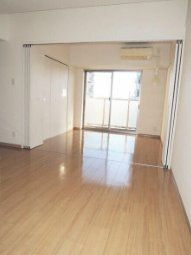 �y���̑������E�X�y�[�X�z�@���r���O/����