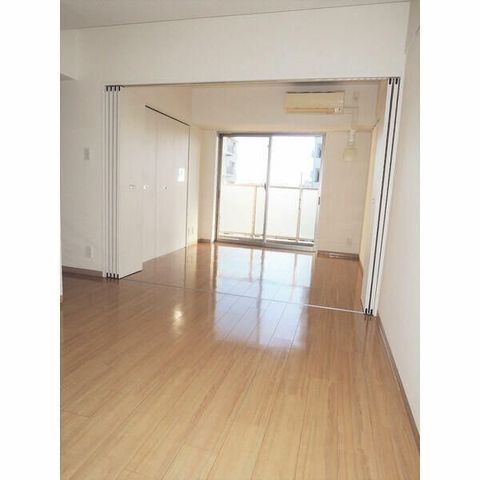 �y���ԁE���r���O�z�@