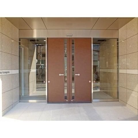 �y�G���g�����X�z�@