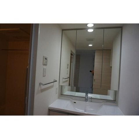 �y���ʏ��z�@