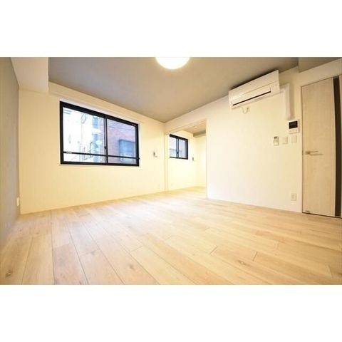 �y���̑��ݔ��z�@