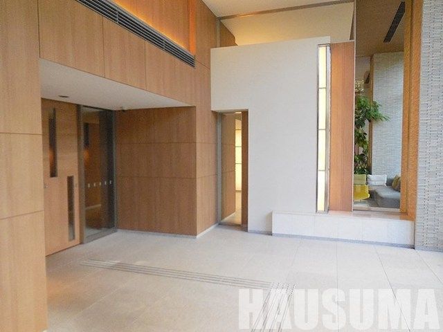 �y���̑��z�@�G���g�����X��