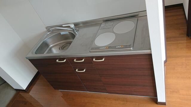 �y�L�b�`���z�@