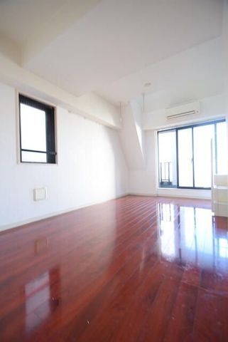 �y���̑������E�X�y�[�X�z�@