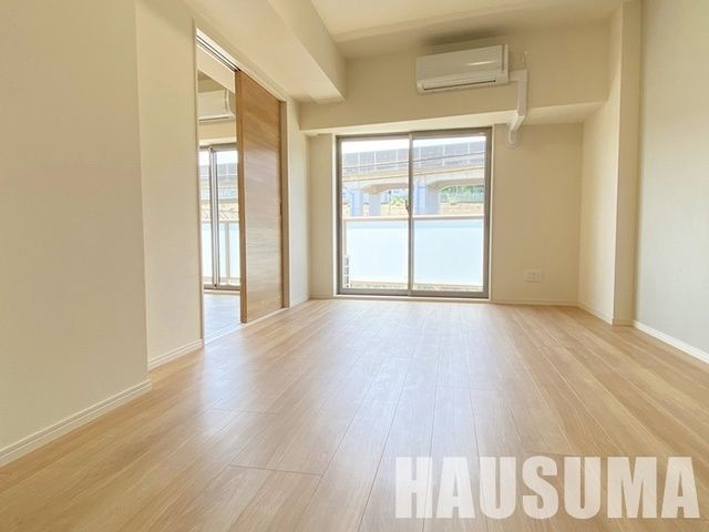 �y���ԁE���r���O�z�@