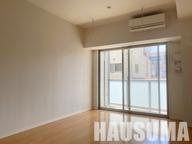 �y���ԁE���r���O�z�@