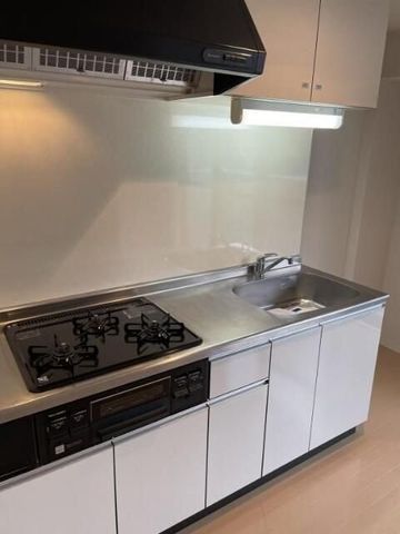 �y�L�b�`���z�@