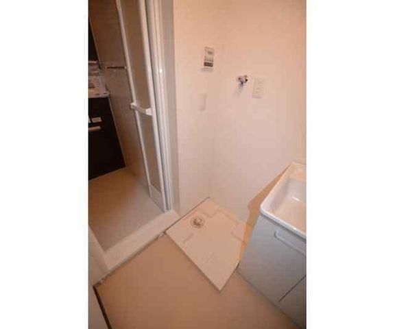 �y���̑��ݔ��z�@