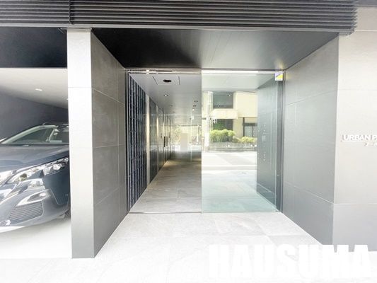 �y�G���g�����X�z�@