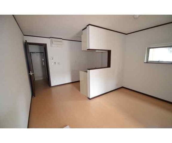 �y���ԁE���r���O�z�@