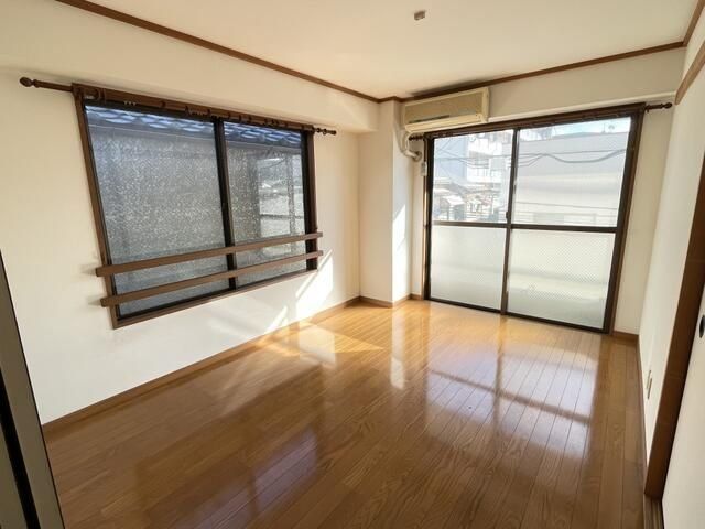 �y���̑������E�X�y�[�X�z�@