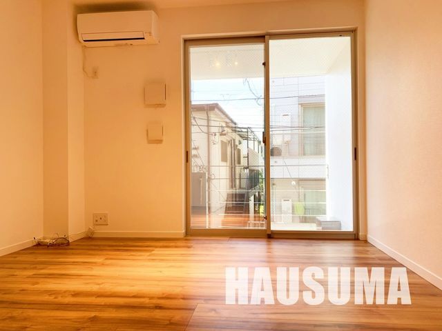 �y���ԁE���r���O�z�@���r���O/����