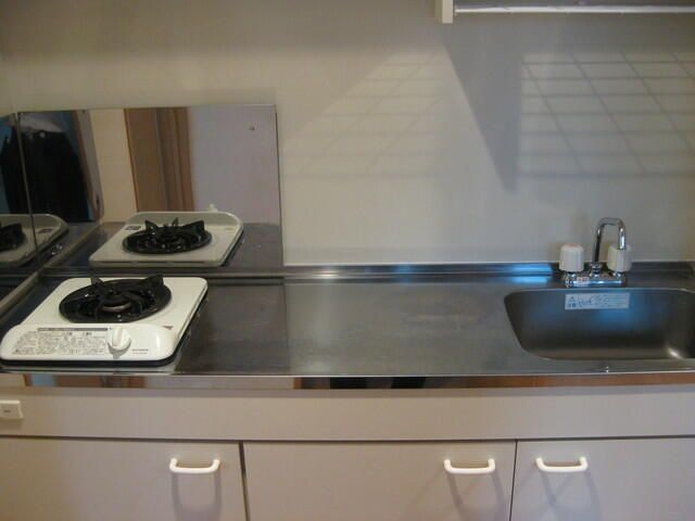 �y�L�b�`���z�@