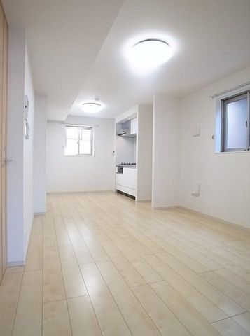 �y���ԁE���r���O�z�@����