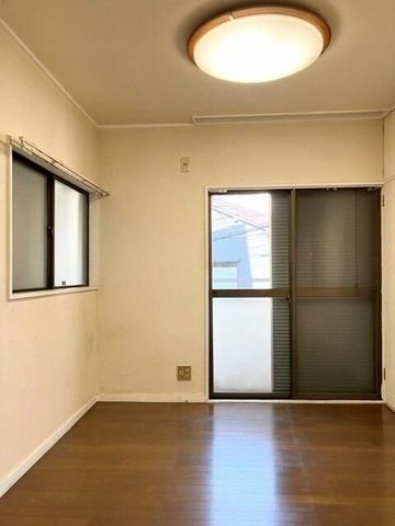 yӁz@~jXgbvuΉwOX k6B摜̓C[Wł 410m