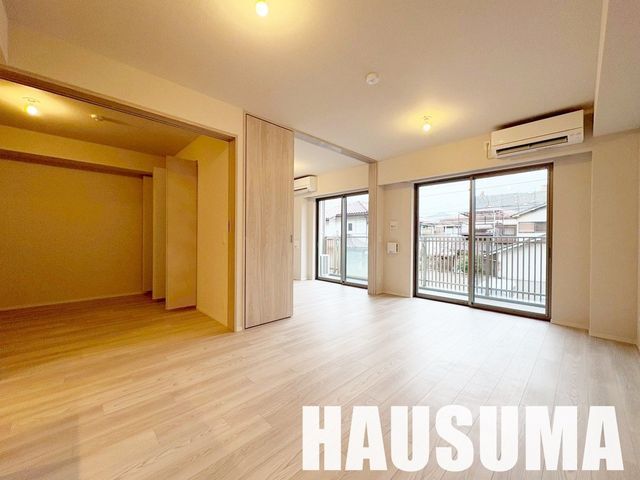 �y���ԁE���r���O�z�@���r���O/����