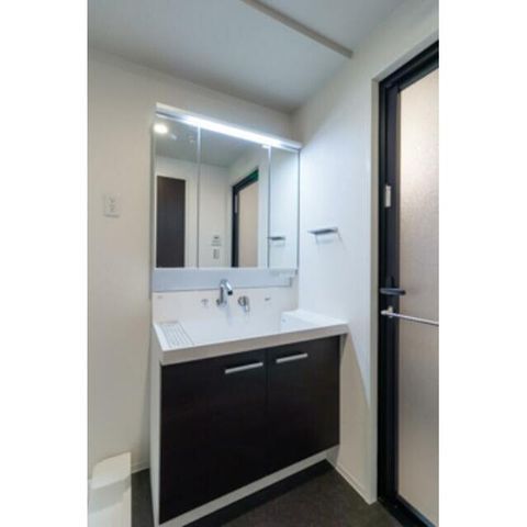 �y���ʏ��z�@