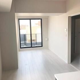 �y���ԁE���r���O�z�@