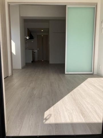 �y���ԁE���r���O�z�@