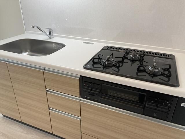 �y�L�b�`���z�@