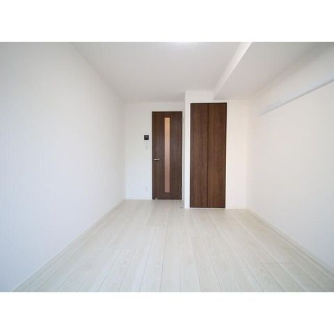 �y���̑��ݔ��z�@