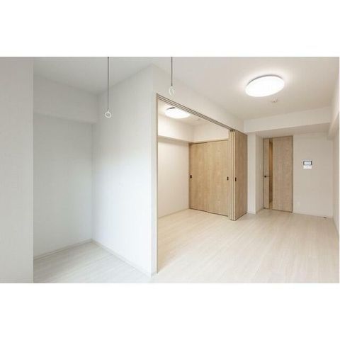 �y���ԁE���r���O�z�@