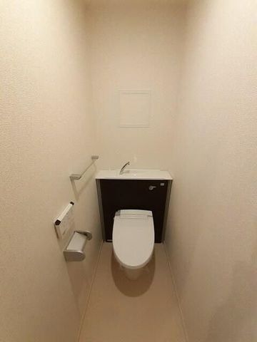 �y�g�C���z�@